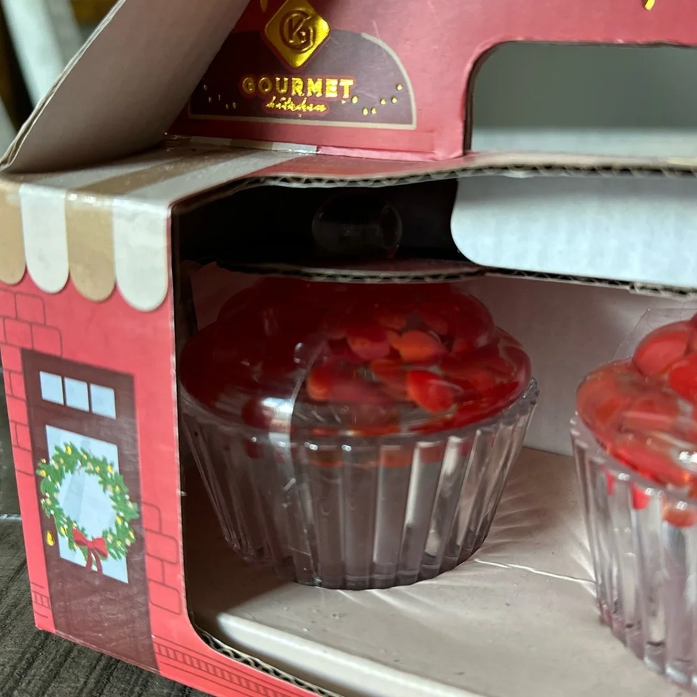 Gourmet Kitchen Cupcake Jars / Containers Set - Red and Clear Glass - Picture 2 of 6
